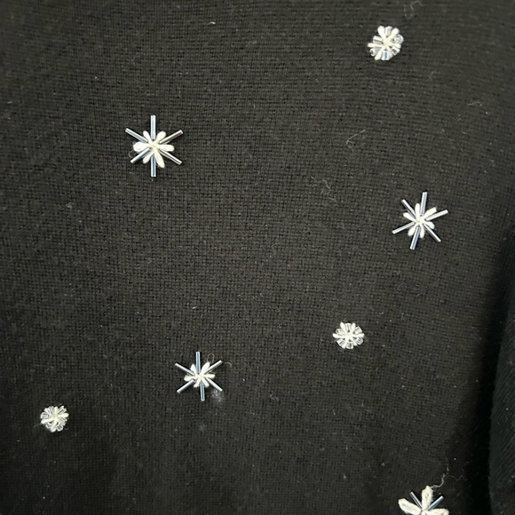 Talbots Black Embellished Sweater Size Medium Petite - Picture 4 of 8